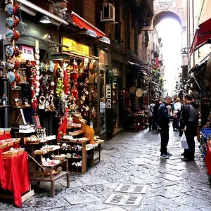 Casa Dell'antico Teatro Di Neapolis Nel Centro Storico Di Napoli